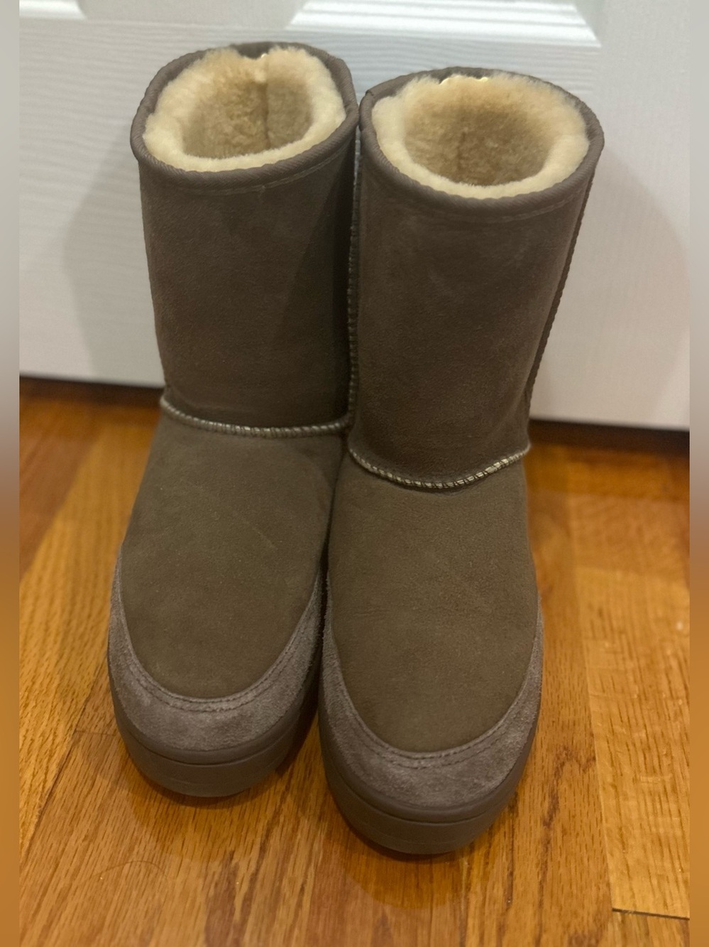 UGG Mid-high Boots